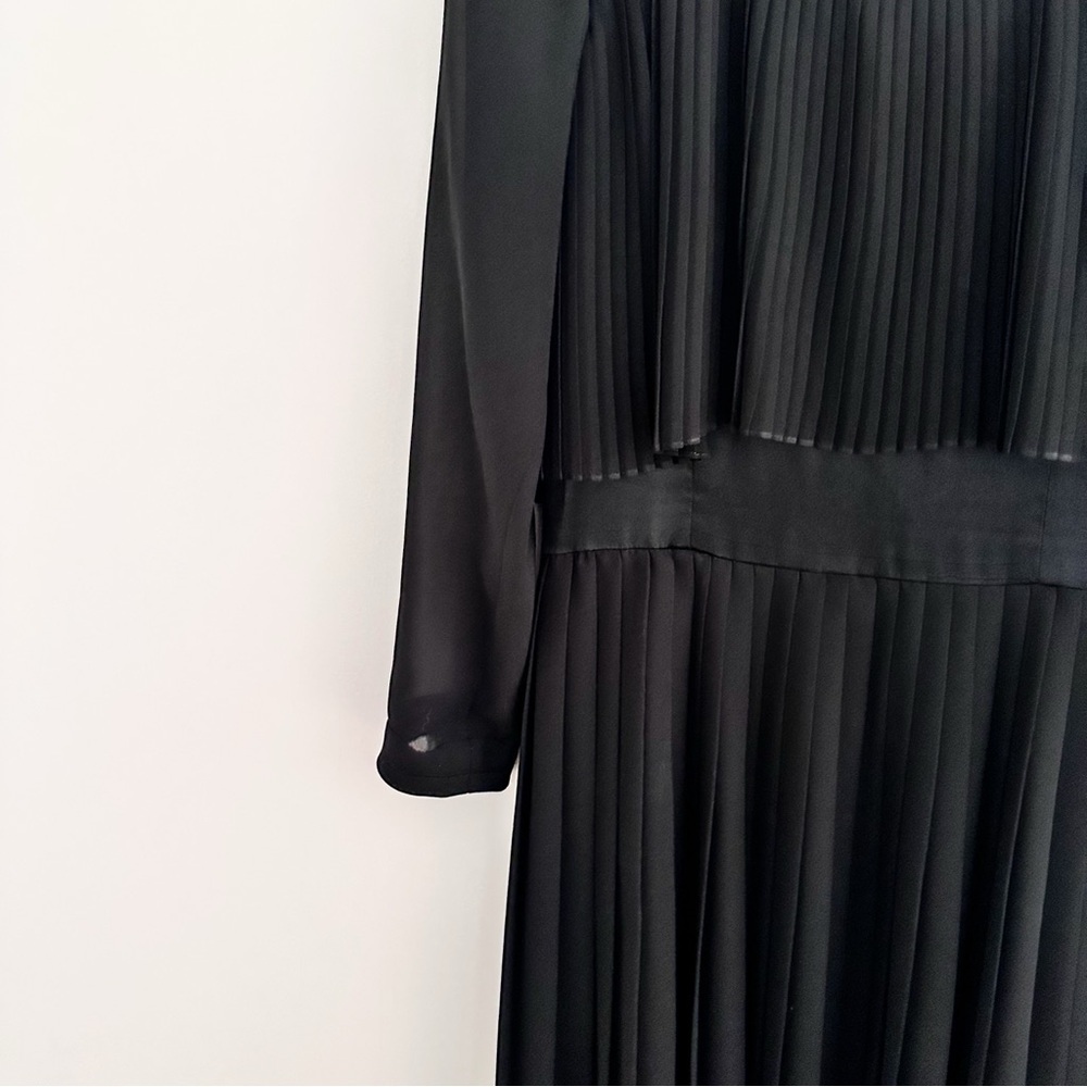 Vintage Black Pleated Midi Dress Sheer Sleeves Union Made Size 2-4 - Picture 4 of 11